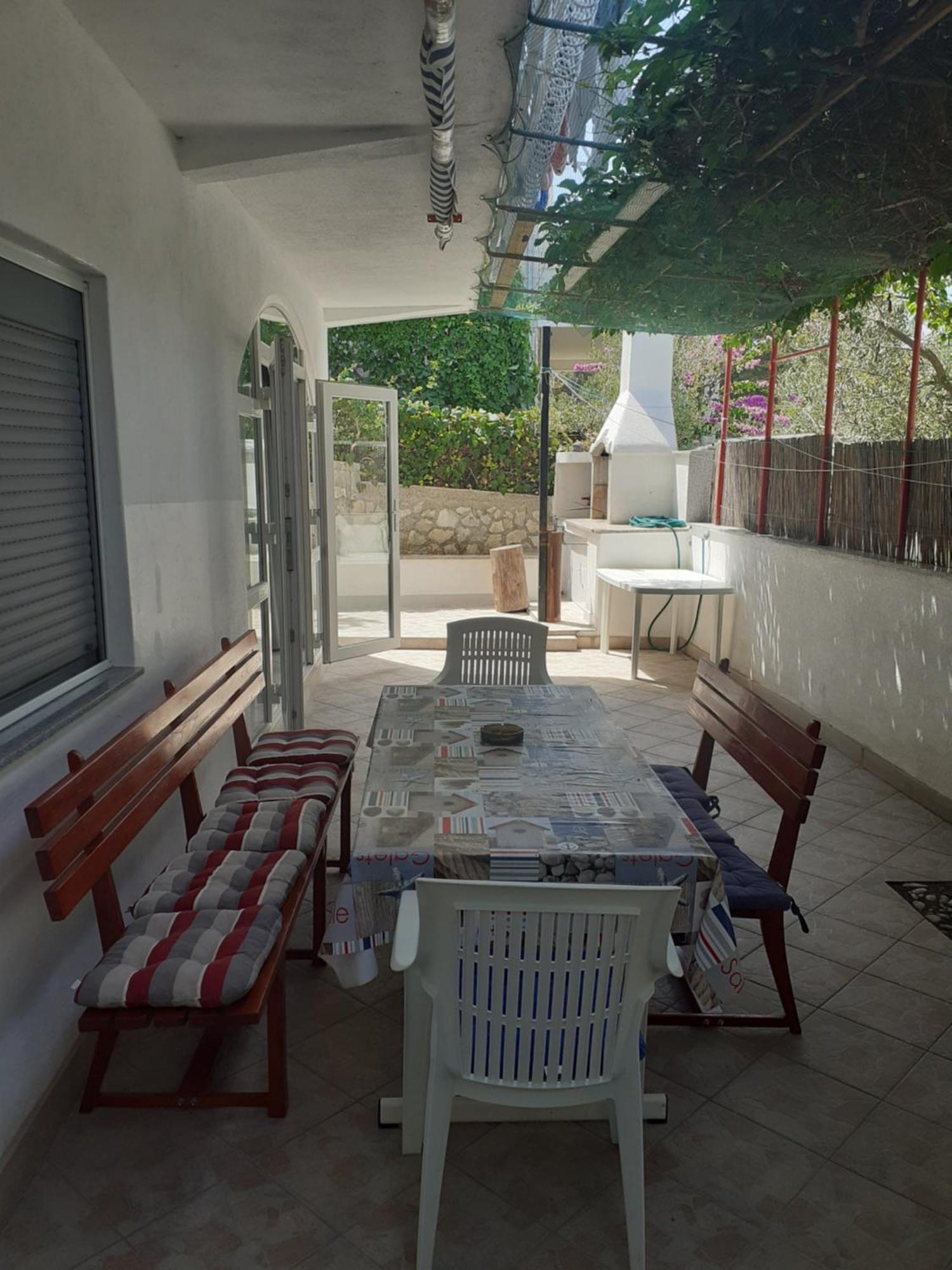 Apartments Nina Sutivan Bagian luar foto